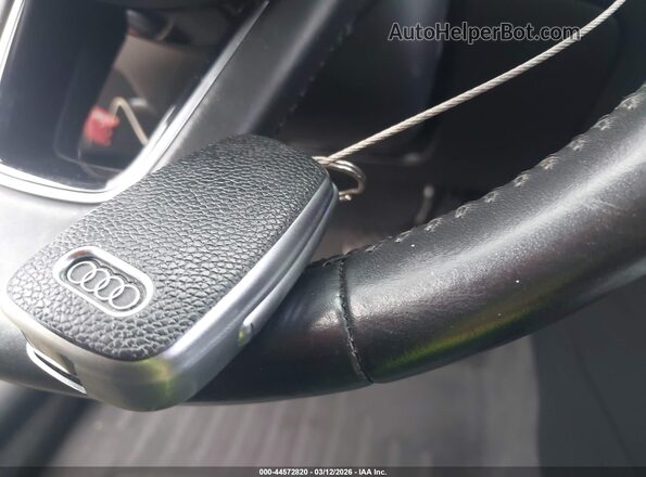 WAUAUGFF8K1013229 2019 AUDI OTHER Серебряный Вид панели приборов