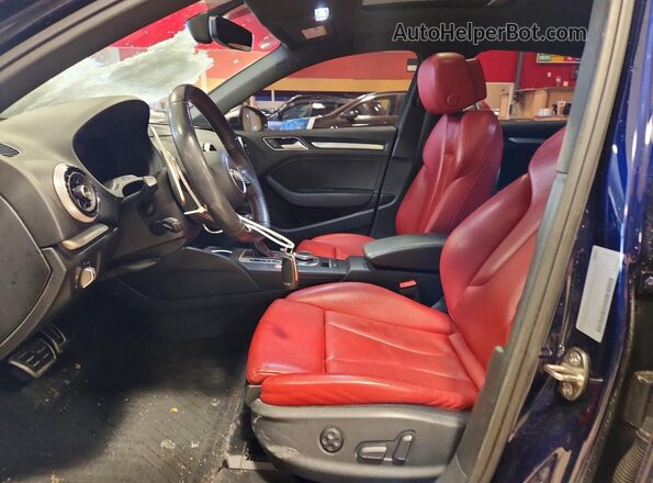 WAUB1GFF6J1034589 2018 AUDI S3 Blue Widok wnętrza z przodu