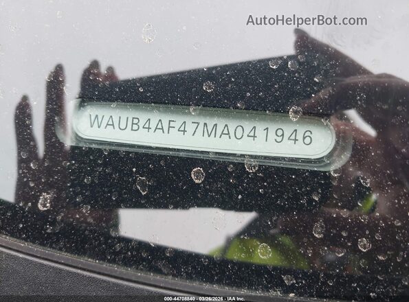 WAUB4AF47MA041946 2021 AUDI S4 Gray Widok komory silnika