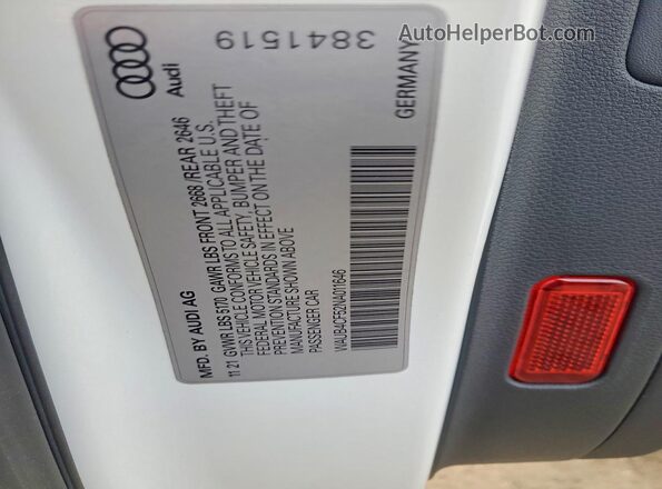 WAUB4CF52NA011646 2022 AUDI S5 White Engine compartment view