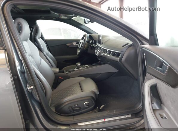 WAUC4AF41KA053107 2019 AUDI S4 Gray Widok wnętrza z przodu