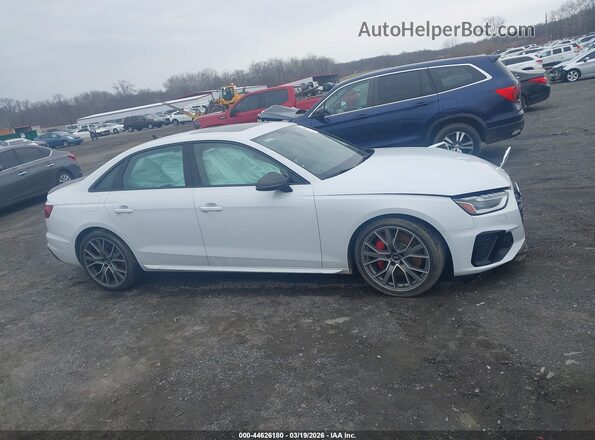 WAUC4AF49MA017300 2021 AUDI S4 White Widok wnętrza z tyłu