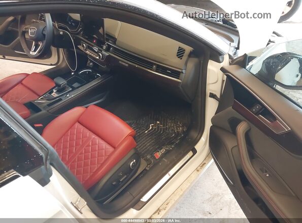 WAUC4CF5XRA102934 2024 AUDI S5 Белый Вид салона спереди