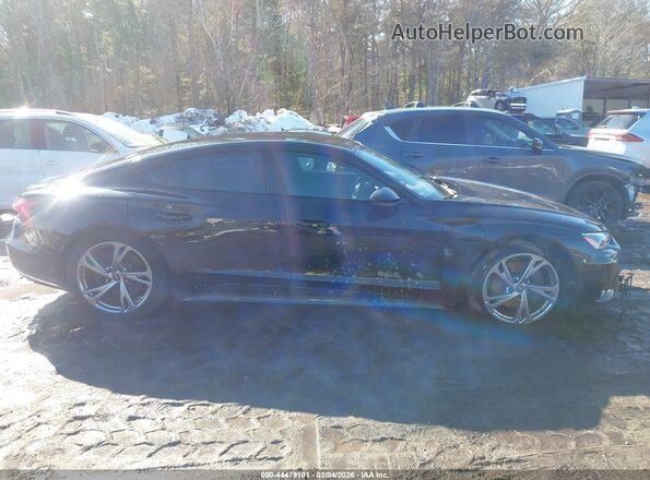 WAUDJBFW7N7008811 2022 AUDI E-TRON Black Widok wnętrza z tyłu