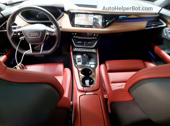 WAUDJBFW9N7003898 2022 AUDI E-TRON White Առջևի վահանակի տեսք