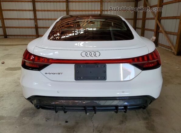 WAUDJBFW9N7003898 2022 AUDI E-TRON White Հետևի տեսք