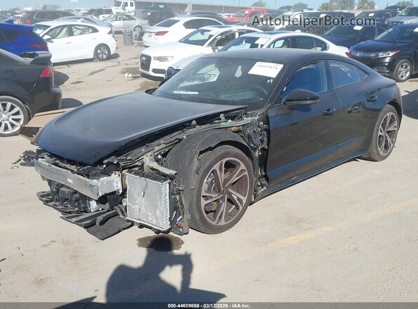 WAUEJBFW0P7008267 2023 AUDI E-TRON Black Przód lewy