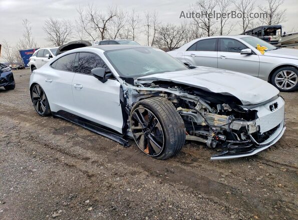 WAUEJBFW5R7003696 2024 AUDI E-TRON Белый Передняя правая четверть