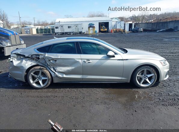 WAUENCF51JA006703 2018 AUDI OTHER Beige Vista interior trasera