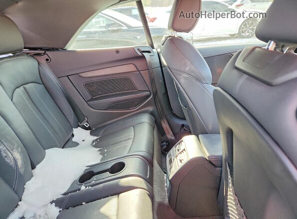 WAUWAGF5XMN000757 2021 AUDI OTHER Белый Вид задних сидений