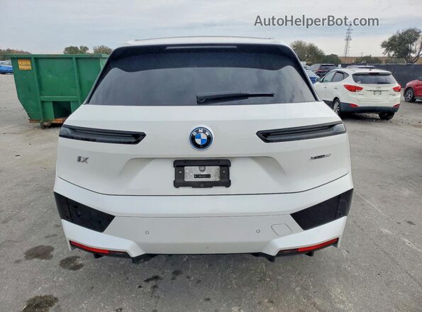 WB523CF01SCT18778 2025 BMW IX White უკანა ხედი