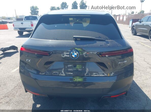 WB523CF02RCR60968 2024 BMW IX Gray 