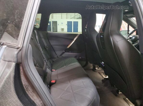 WB523CF07PCM04989 2023 BMW IX Blue Widok wnętrza z tyłu