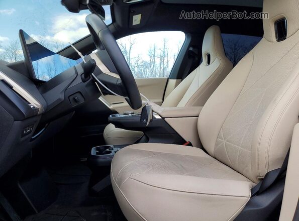 WB523CF07RCP98884 2024 BMW IX Black Вид салону спереду