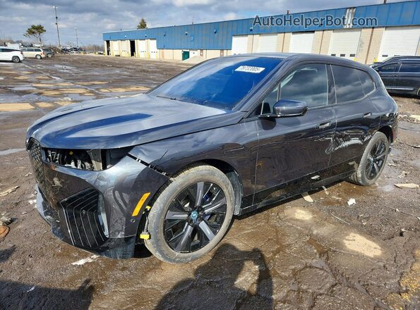 WB523CF07SCU79278 2025 BMW IX Угольный Передняя левая четверть