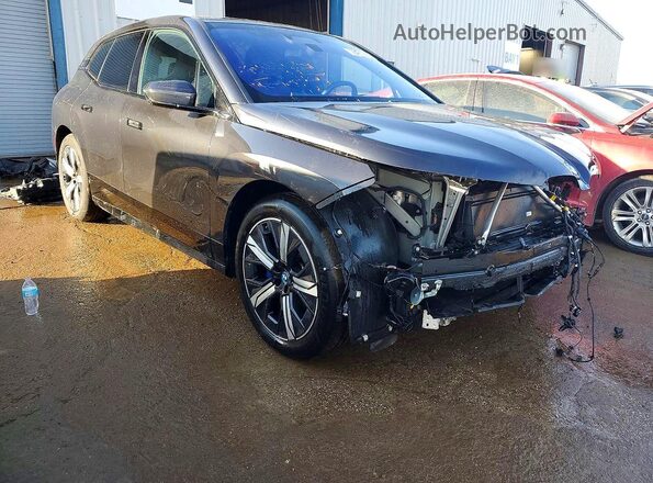 WB523CF08PCL62493 2023 BMW IX Gray Передня права чверть