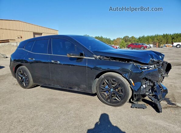 WB533CF0XPCL96472 2023 BMW IX Черный Передняя правая четверть
