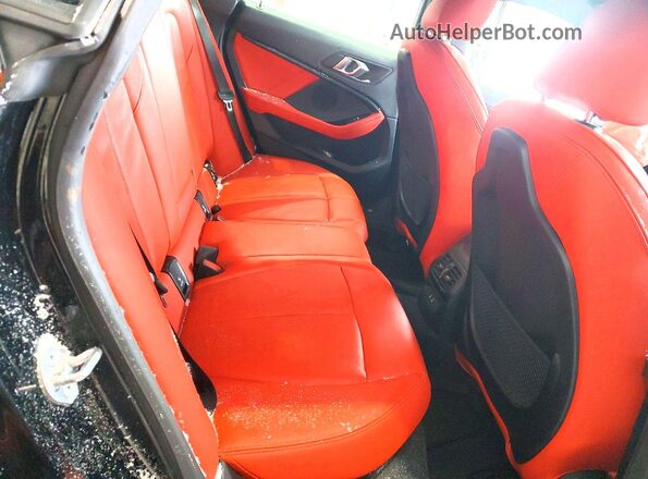 WBA13AL01N7K44443 2022 BMW M2 Black Widok tylnych siedzeń