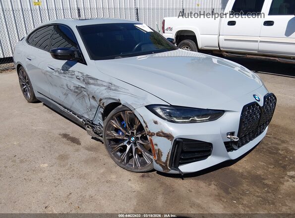 WBA13AW00NFM54517 2022 BMW OTHER Серый Передняя правая четверть