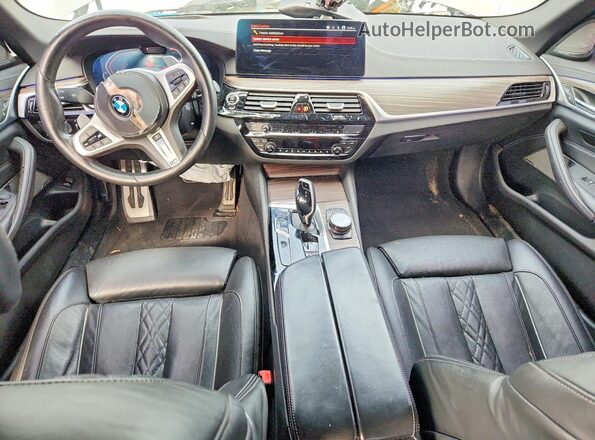 WBA13BK01MCF22757 2021 BMW M5 Gray Вид панелі приладів