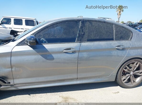 WBA13BK03PCN80581 2023 BMW M5 Gray Vista interior de 360 grados