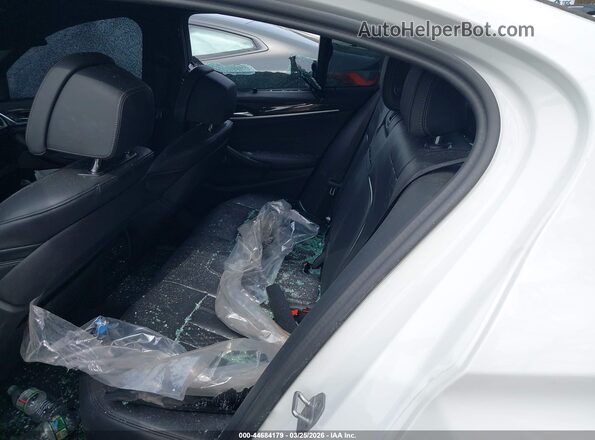 WBA13BK05PCM79493 2023 BMW M5 Белый Вид наклейки с VIN-кодом