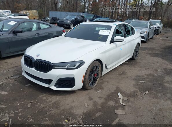 WBA13BK05PCM79493 2023 BMW M5 Белый Передняя левая четверть
