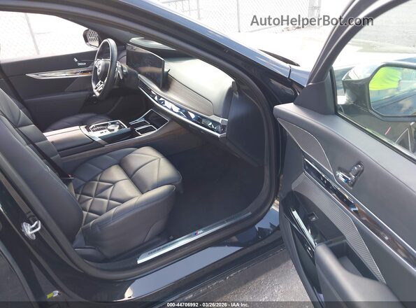 WBA23EH07PCM54222 2023 BMW OTHER Black Front interior view