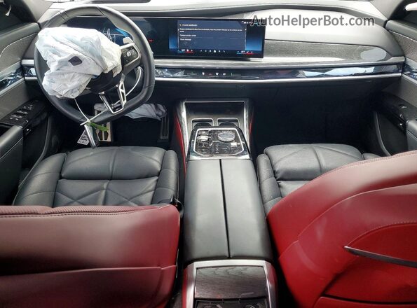 WBA23EH07PCM67343 2023 BMW OTHER White Vista del salpicadero