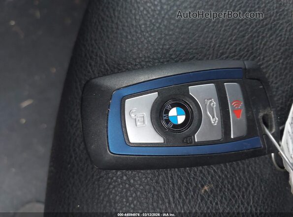 WBA2N1C56JVC27785 2018 BMW M2 Красный Вид панели приборов