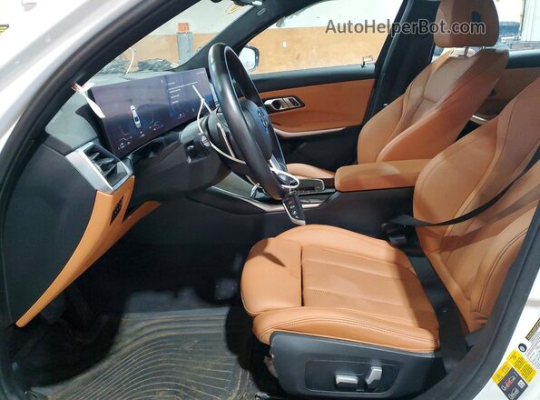 WBA33FS09PFN69907 2023 BMW OTHER White Widok wnętrza z przodu