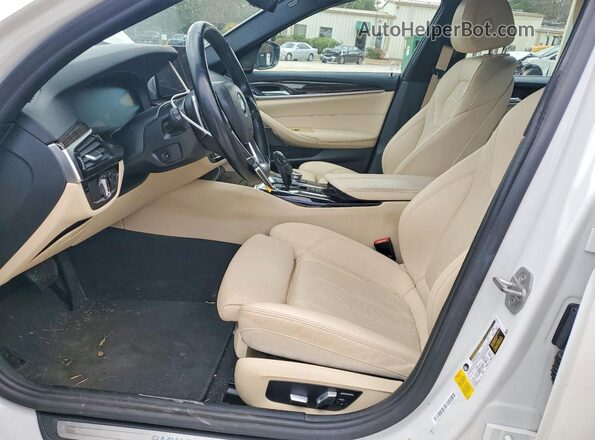WBA53BH06NCK04513 2022 BMW OTHER White Widok wnętrza z przodu