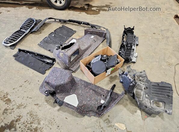 WBA53FJ00TCW74101 2026 BMW OTHER Синий Вид подкапотного пространства