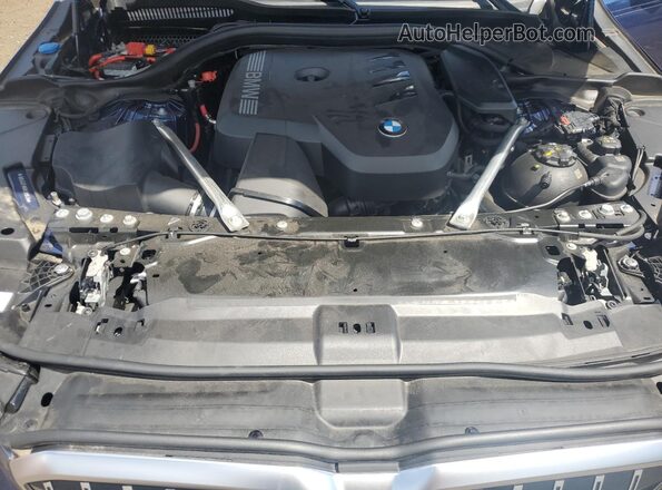 WBA53FJ05RCS99539 2024 BMW 5 SERIES Blue Widok wnętrza z tyłu