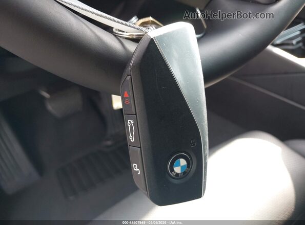 WBA53FJ0XRCR73569 2024 BMW 5 SERIES Белый Вид панели приборов