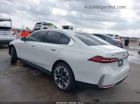 WBA53FJ0XRCR73569 2024 BMW 5 SERIES Белый Задняя левая четверть