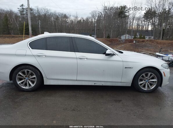 WBA5A7C52GG146319 2016 BMW OTHER Белый Вид задней части салона
