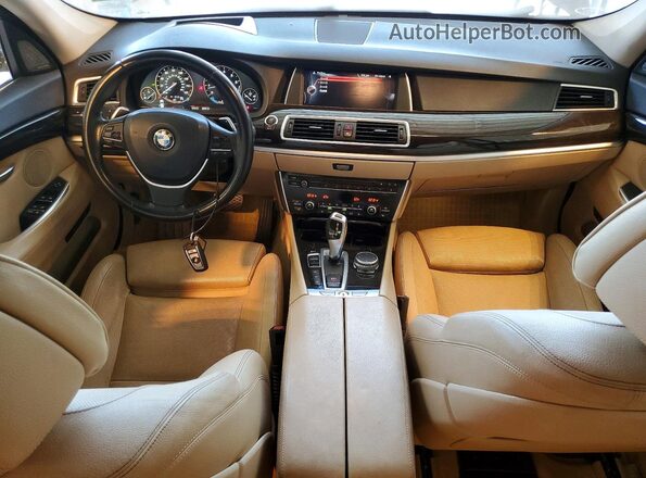 WBA5M4C54GD186568 2016 BMW 5 SERIES Темно-бордовый Вид панели приборов