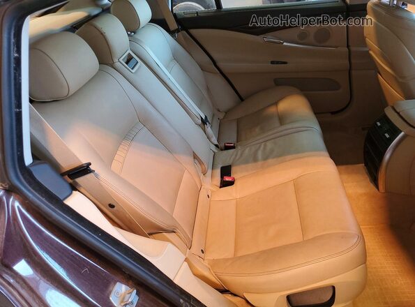 WBA5M4C54GD186568 2016 BMW 5 SERIES Темно-бордовый Вид задних сидений