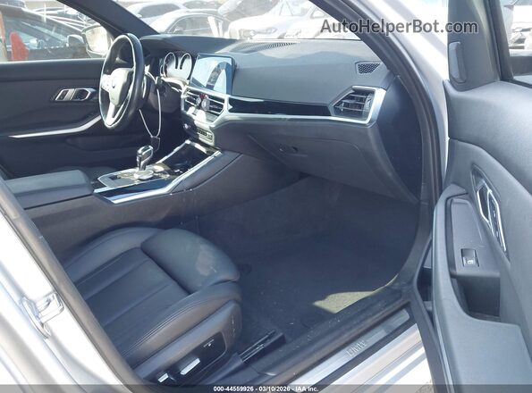 WBA5R1C54KAK07154 2019 BMW OTHER Серебряный Вид салона спереди