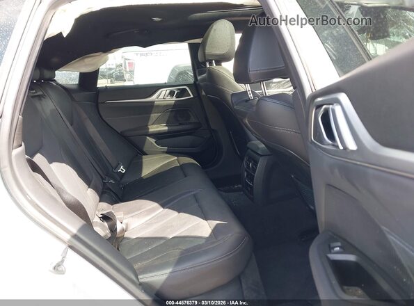 WBA63AV0XNFM70358 2022 BMW OTHER Gray Widok naklejki z numerem VIN