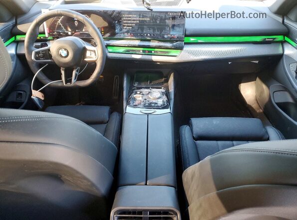 WBA63FJ05TCW29921 2026 BMW OTHER Blue Vista del salpicadero