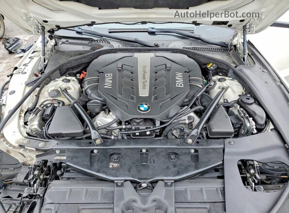 WBA6F7C38HG232045 2017 BMW OTHER Белый Вид задней части салона
