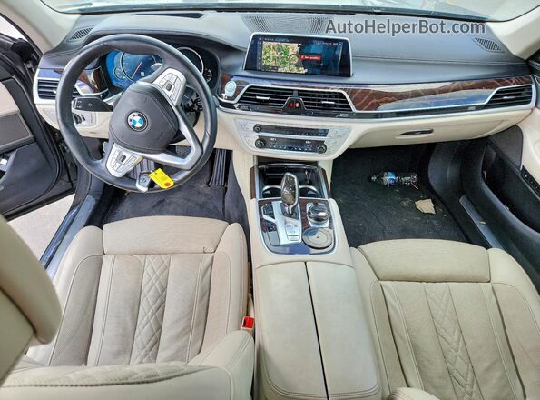 WBA7F0C52KGM25909 2019 BMW OTHER Gray Widok deski rozdzielczej