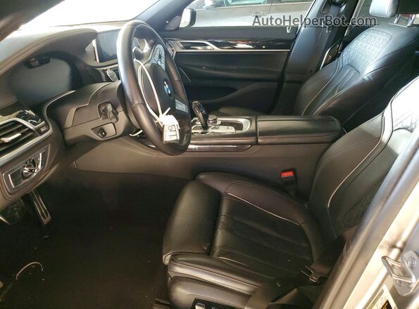 WBA7T2C06NCJ00748 2022 BMW OTHER Silver Widok wnętrza z przodu