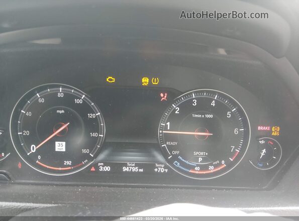 WBA8B3C50JK843057 2018 BMW OTHER Белый Вид задних сидений