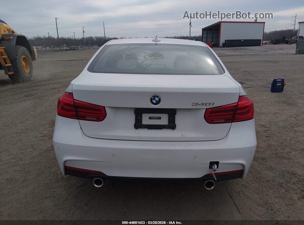 WBA8B3C50JK843057 2018 BMW OTHER Белый 