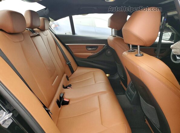 WBA8B3G33HNU35864 2017 BMW OTHER Черный Вид задних сидений