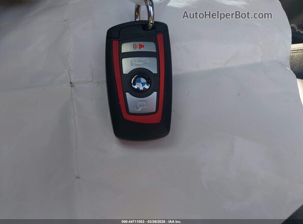 WBA8B9C52HK884514 2017 BMW OTHER White Вид панелі приладів