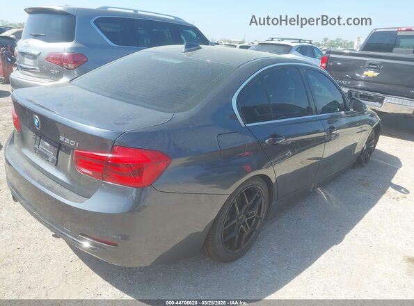 WBA8B9C57JK677266 2018 BMW OTHER Gray Trasero derecho